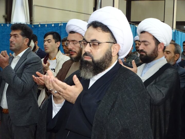 تصاویر/ اقامه نماز عید قربان در مسجد جامع چهاربرج