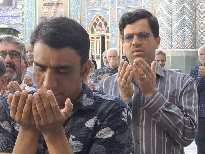 تصاویر/ نماز عیدسعیدقربان در آستان مقدس هلال بن علی (ع)