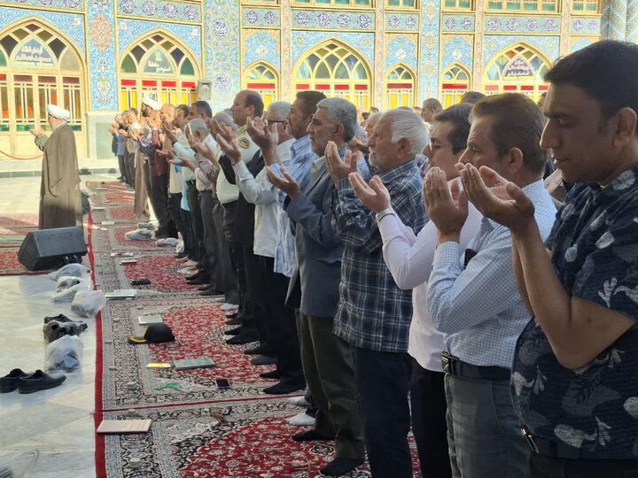 تصاویر/ نماز عیدسعیدقربان در آستان مقدس هلال بن علی (ع)