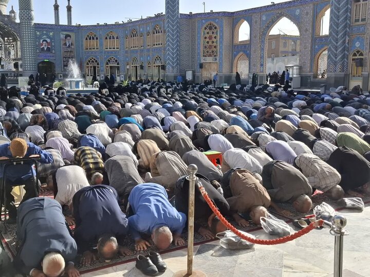 تصاویر/ نماز عیدسعیدقربان در آستان مقدس هلال بن علی (ع)