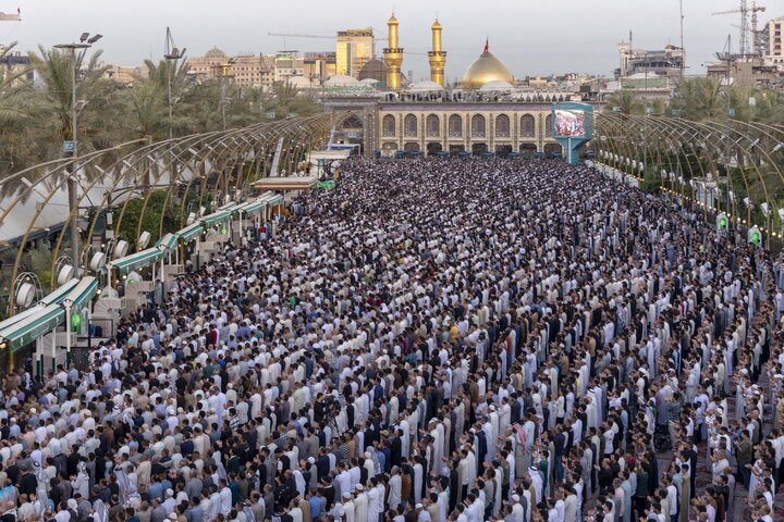 اقامه نماز عید قربان در بین الحرمین کربلای معلی