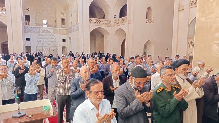 تصاویر/ اقامه با شکوه عید سعید قربان در نطنز