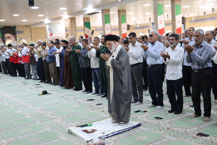 تصاویر/ اقامه نماز عید سعید قربان در دیّر