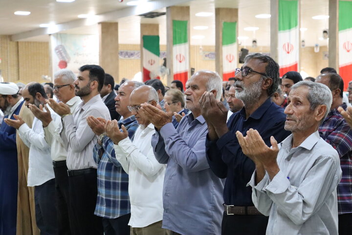 تصاویر/ اقامه نماز عید سعید قربان در دیّر