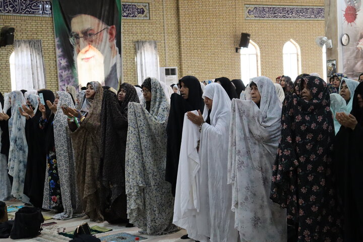 تصاویر/ اقامه نماز عید سعید قربان در دیّر
