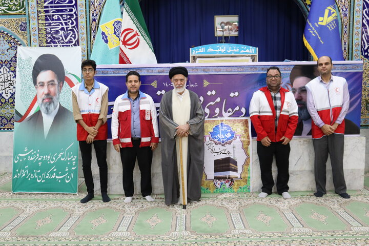 تصاویر/ اقامه نماز عید سعید قربان در دیّر