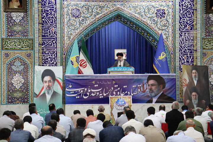 تصاویر/ اقامه نماز عید سعید قربان در دیّر