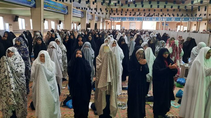 تصاویر/اقامه نماز عید قربان در خمین