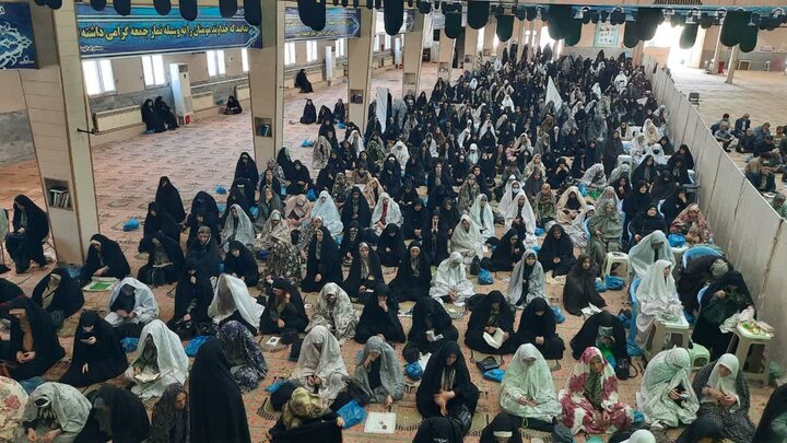 تصاویر/اقامه نماز عید قربان در خمین