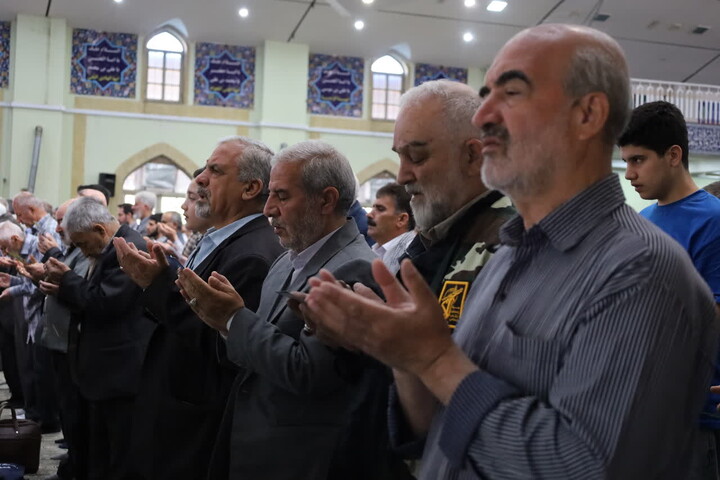 تصاویر / اقامه نماز عید سعید قربان در همدان