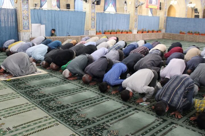 تصاویر/ اقامه نماز عید قربان در شهر راین