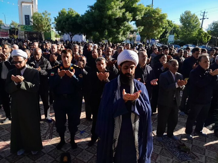 تصاویر / اقامه نماز عید سعید قربان در شهرستان‌های استان همدان