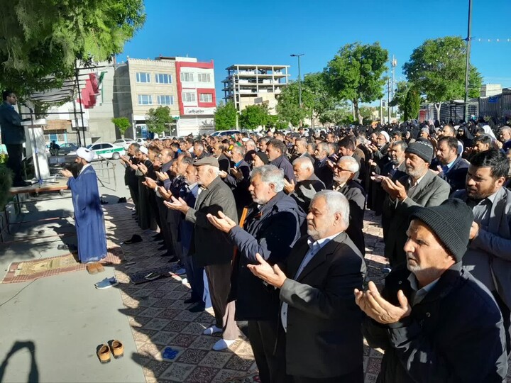 تصاویر / اقامه نماز عید سعید قربان در شهرستان‌های استان همدان