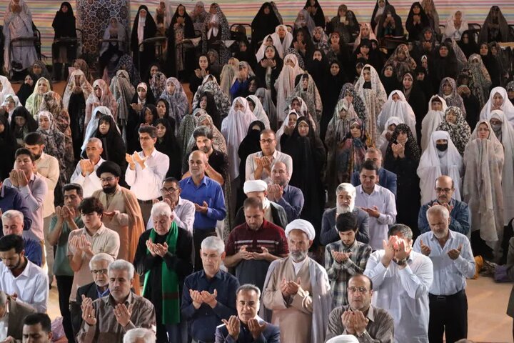تصاویر/اقامه نمازعیدسعید قربان در خرم آباد