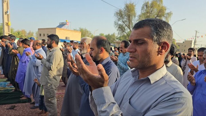 تصاویر/ اقامه نماز عید قربان در شهر ریگان