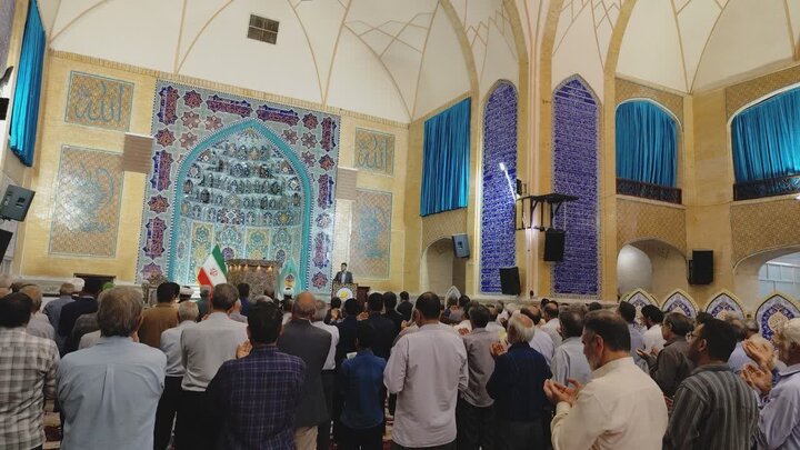 تصاویر/ اقامه نماز عید قربان در شهر بم
