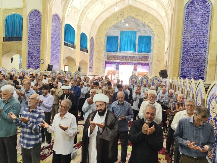 تصاویر/ اقامه نماز عید قربان در شهر بم