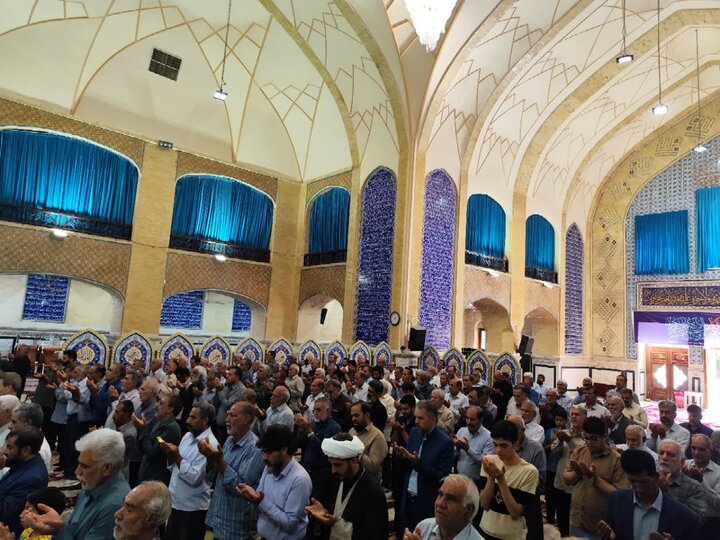 تصاویر/ اقامه نماز عید قربان در شهر بم