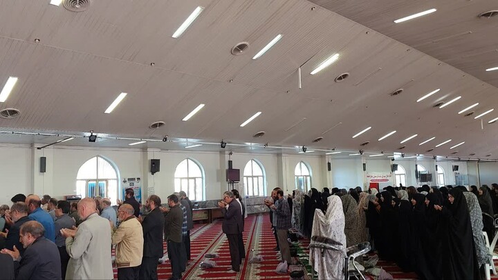 تصاویر / اقامه نماز عید سعید قربان در نهاوند