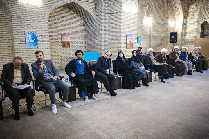 تصاویر / برگزاری  صد وهفتمین جلسه شورای فرهنگ عمومی قزوین
