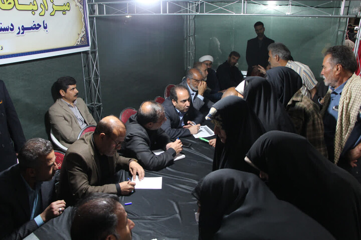 تصاویر / مردم ملایر پای کار انقلاب اسلامی