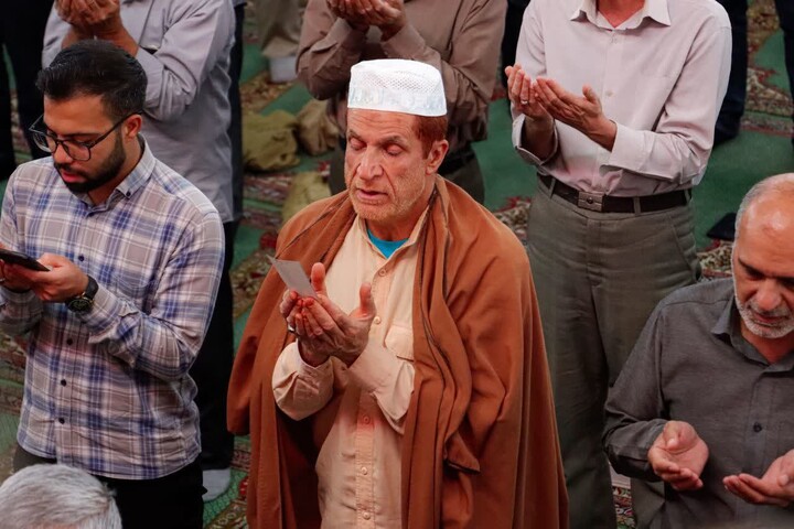 تصاویر/اقامه نماز عید سعید قربان در کرمان