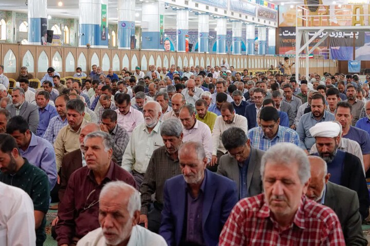تصاویر/اقامه نماز عید سعید قربان در کرمان