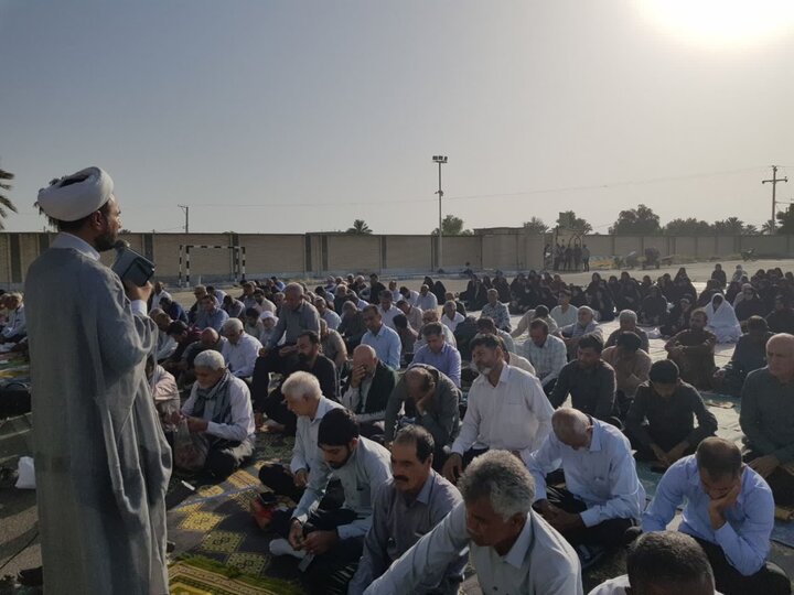 تصاویر/ اقامه نماز عید قربان در شهر منوجان