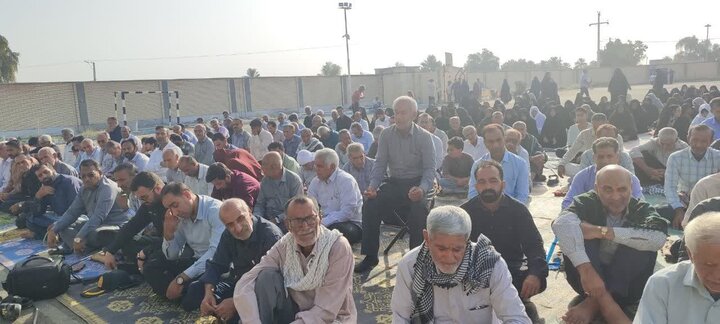تصاویر/ اقامه نماز عید قربان در شهر منوجان