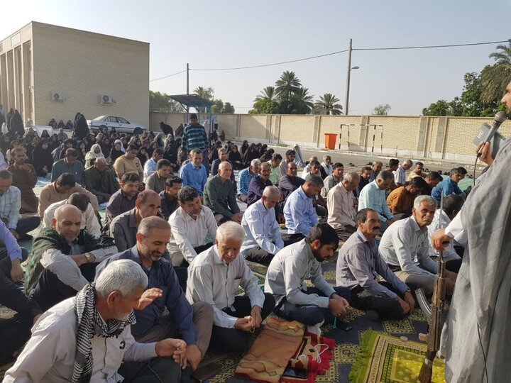 تصاویر/ اقامه نماز عید قربان در شهر منوجان