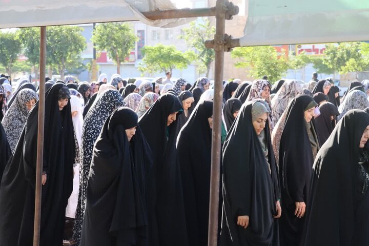 تصاویر/ اقامه نماز عید سعید قربان در اسلامشهر