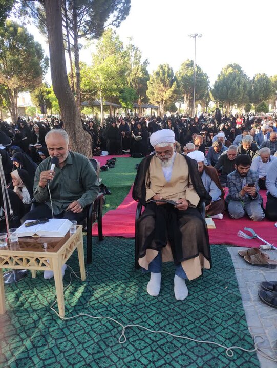 تصاویر/اقامه نماز عید سعید قربان در زرندیه