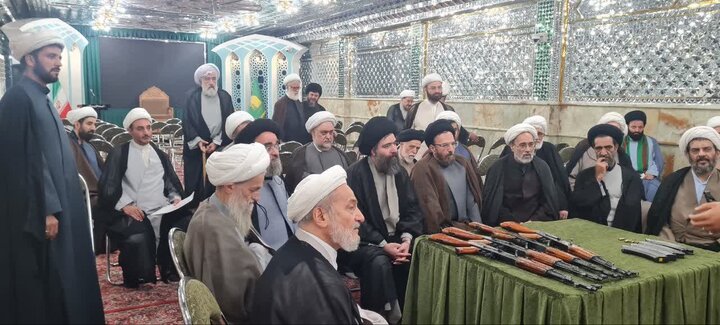 تصاویر/ نشست مبلغان و خطبای تهران در امامزاده صالح (ع)