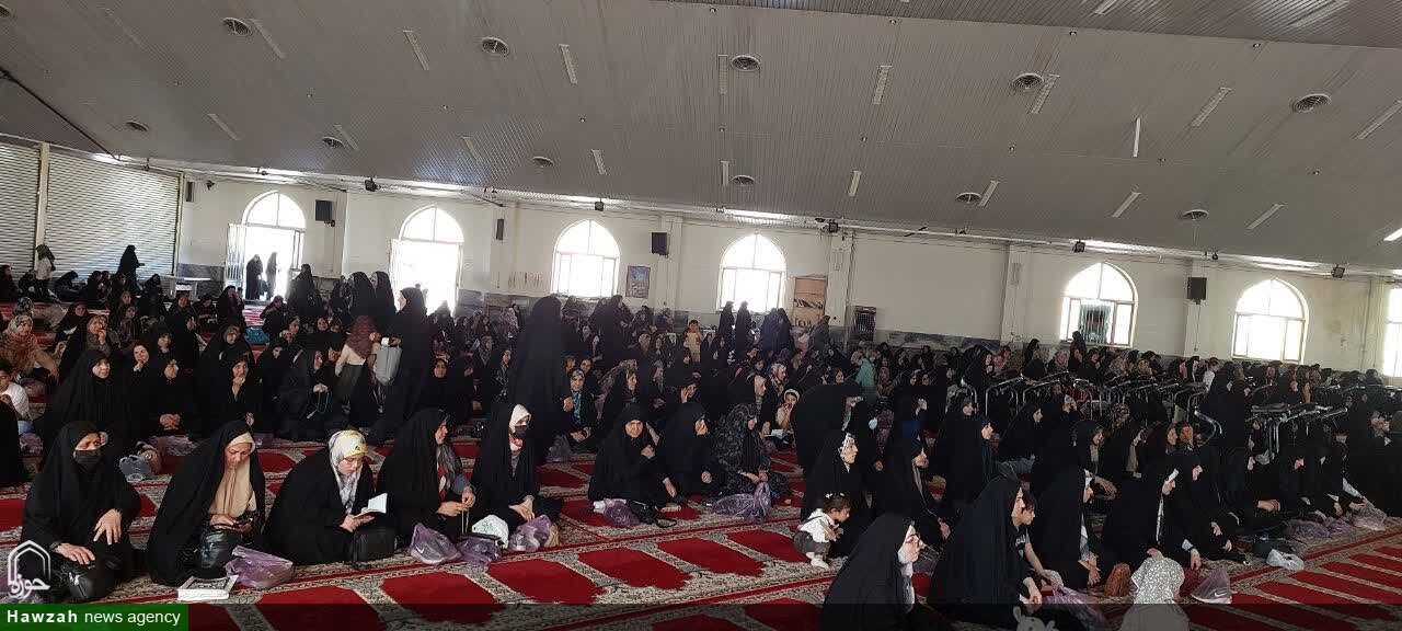 فیلم / زمزمه دعای عرفه در نهاوند
