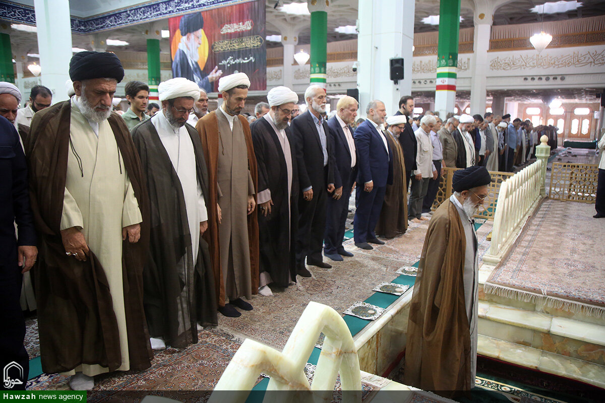 تصاویر/ نماز عید سعید قربان در حرم مطهر حضرت معصومه (س)