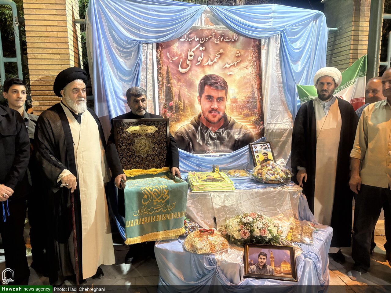 تصاویر / مراسم تولد طلبه شهید محمد توکلی در گلزار شهدا قم