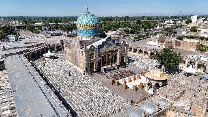 تصاویر / اهدا 300 بسته معیشتی در شهرهای تاکستان ،نرجه ،اسفرورین وتاکستان با حضور معاون فرهنگی واجتماعی سازمان اوقاف کشور