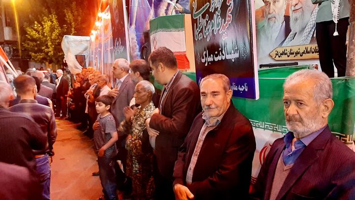 تصاویر/ استمرار حضور گسترده مردم شاهین دژ در سنگر خیابان برای دفاع از ارزش‌های ایران اسلامی