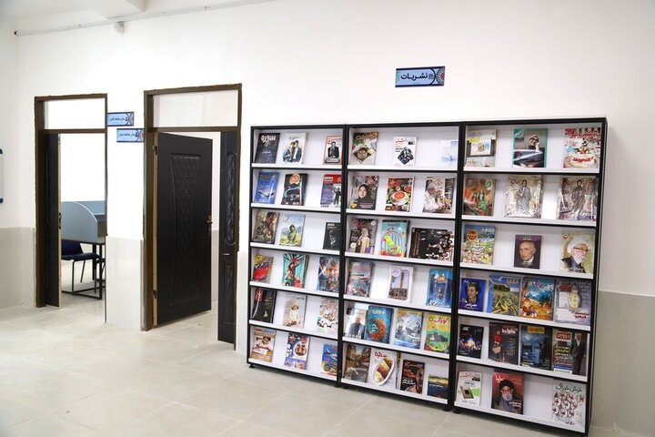تصاویر/ بخش های مختلف کتابخانه شهدای بنداروز دشتستان