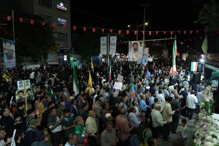 تصاویر/موج ۸۸ حضور باشکوه مردم در قرار شبانه