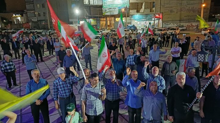 تصاویر/هشتاد و هشتمین شب حضور پرشور مردم زرندیه در تجدید بیعت با آرمان‌های انقلاب
