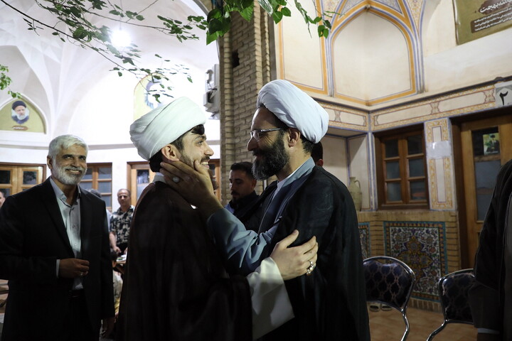 تصاویر/ از حجره‌های مدرسه علمیه جهانگیرخان تا خانه بخت