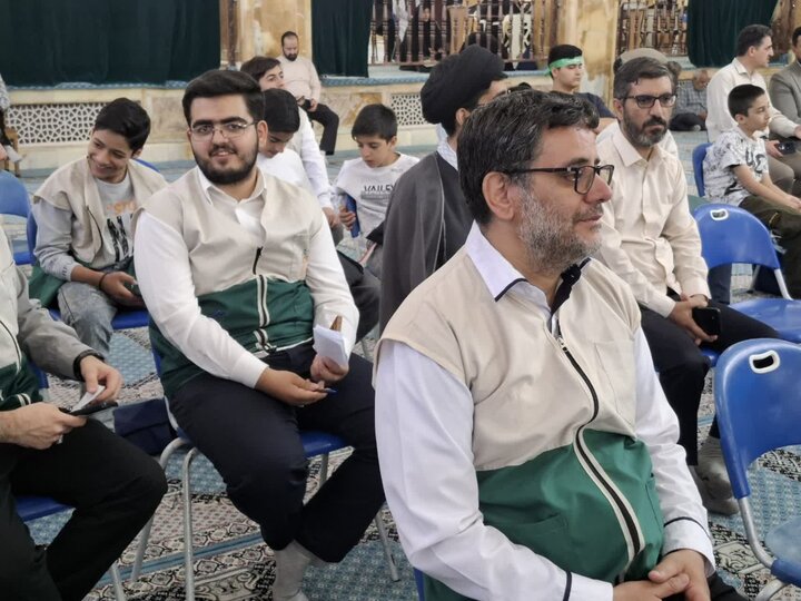 تصاویر/ مراسم گلابشویی و عطرافشانی ضریح مطهر علی ابن امام محمد باقر(ع)به مناسبت دهه امامت وولایت