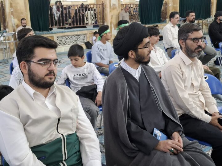 تصاویر/ مراسم گلابشویی و عطرافشانی ضریح مطهر علی ابن امام محمد باقر(ع)به مناسبت دهه امامت وولایت
