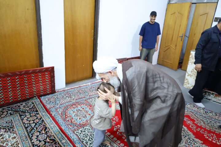 تصاویر/ دیدار نماینده ولی فقیه در مازندران با جانباز سرافراز ناوشکن دنا
