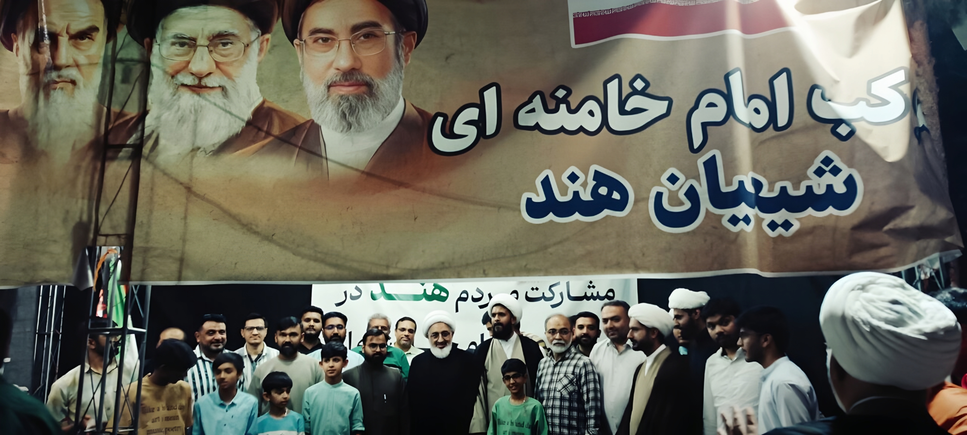تصاویر/ قم المقدسہ میں ایرانی عوام سے اظہارِ یکجہتی، حجۃ الاسلام عبد المجید حکیم الٰہی کا شیعیانِ ہند کے موکب کا دورہ