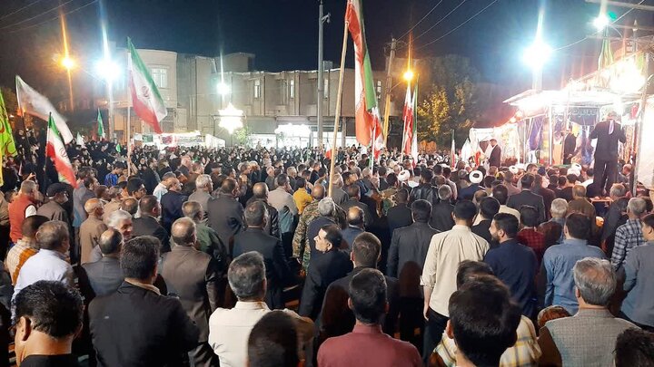 تصاویر/ استمرار حضور گسترده مردم شاهین دژ در سنگر خیابان برای دفاع از ارزش‌های ایران اسلامی