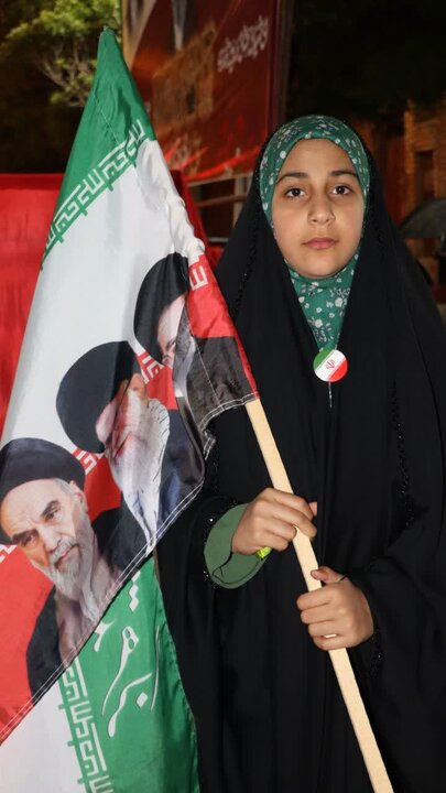 تصاویر/ موج هشتاد و نهم؛ تکرارِ یک عهدِ ناگسستنی در خیابان انقلاب تکاب