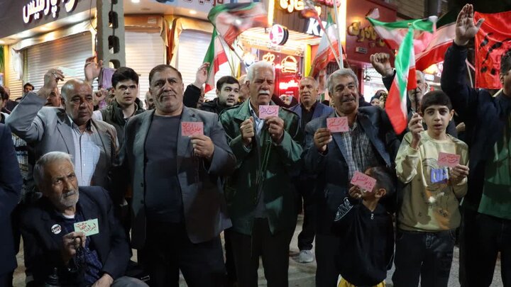 تصاویر/ موج هشتاد و نهم؛ تکرارِ یک عهدِ ناگسستنی در خیابان انقلاب تکاب