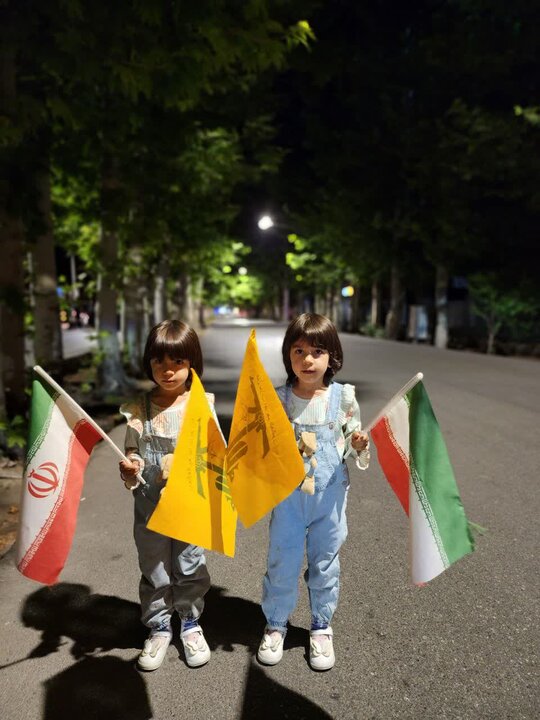 تصاویر/ هشتاد ونهمین شب حماسه حضور نطنزی ها در خیابان‌ها و میدان‌های شهر